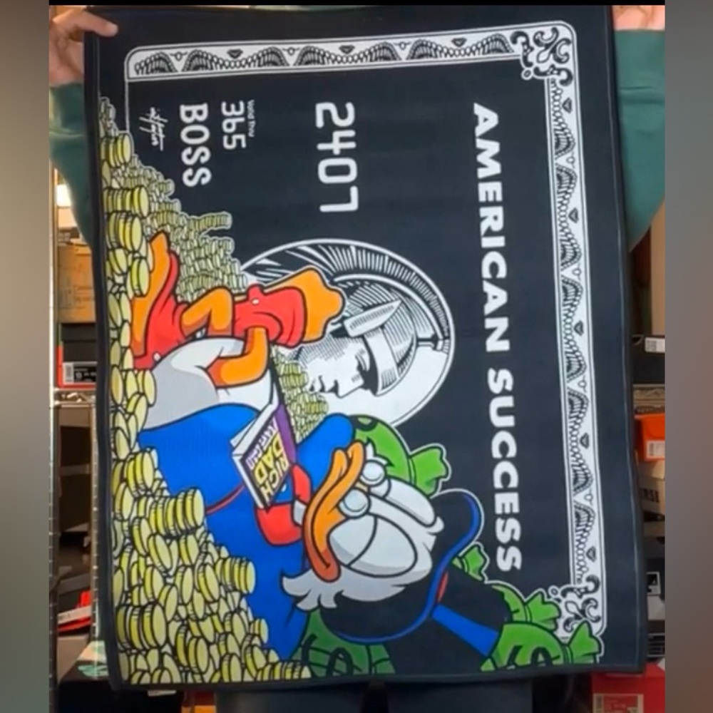 Inktuitive 'American Success' Inspirational Slip Resistant Rug | Scrooge McDuck